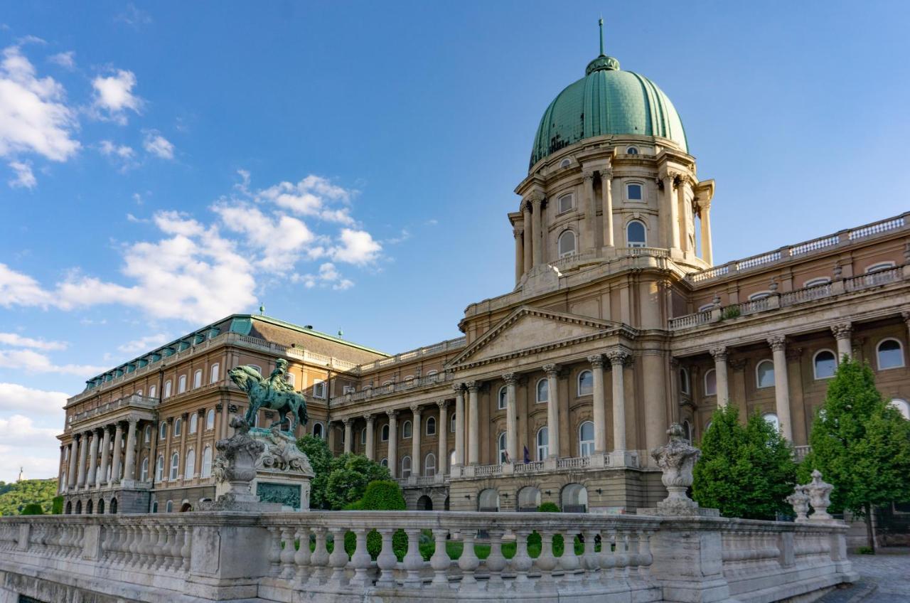 Monarchy Residence Budapest Eksteriør bilde