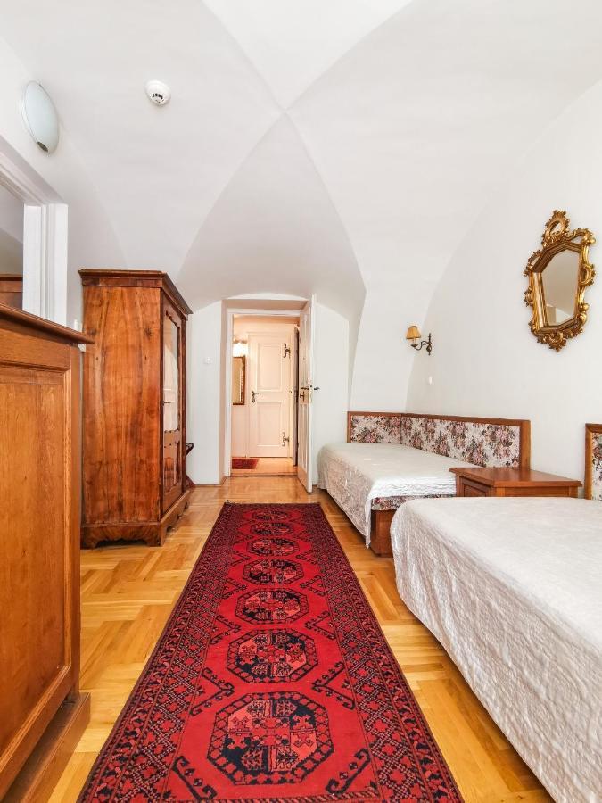 Monarchy Residence Budapest Eksteriør bilde